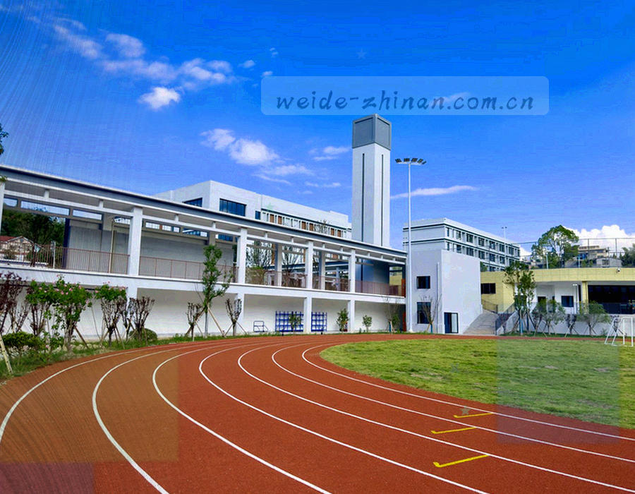 两台设备的轮廓线稿并排，中间以虚线箭头和编号节点相连